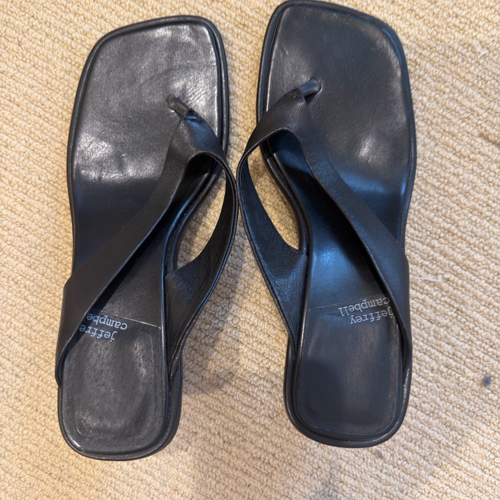 Jeffrey Campbell Black leather Square-Toe low heel Thong Sandals
